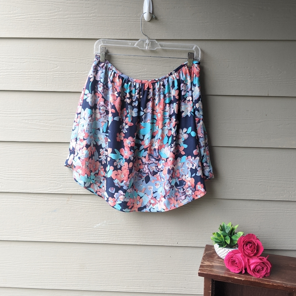 Flirty floral Lauren Conrad Skirt